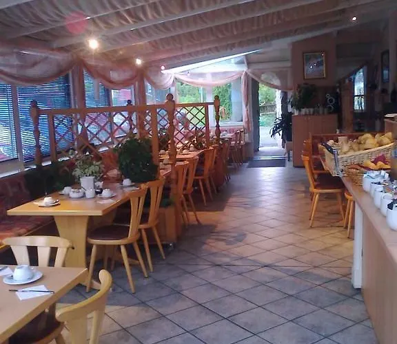 Hotel Turm 3*